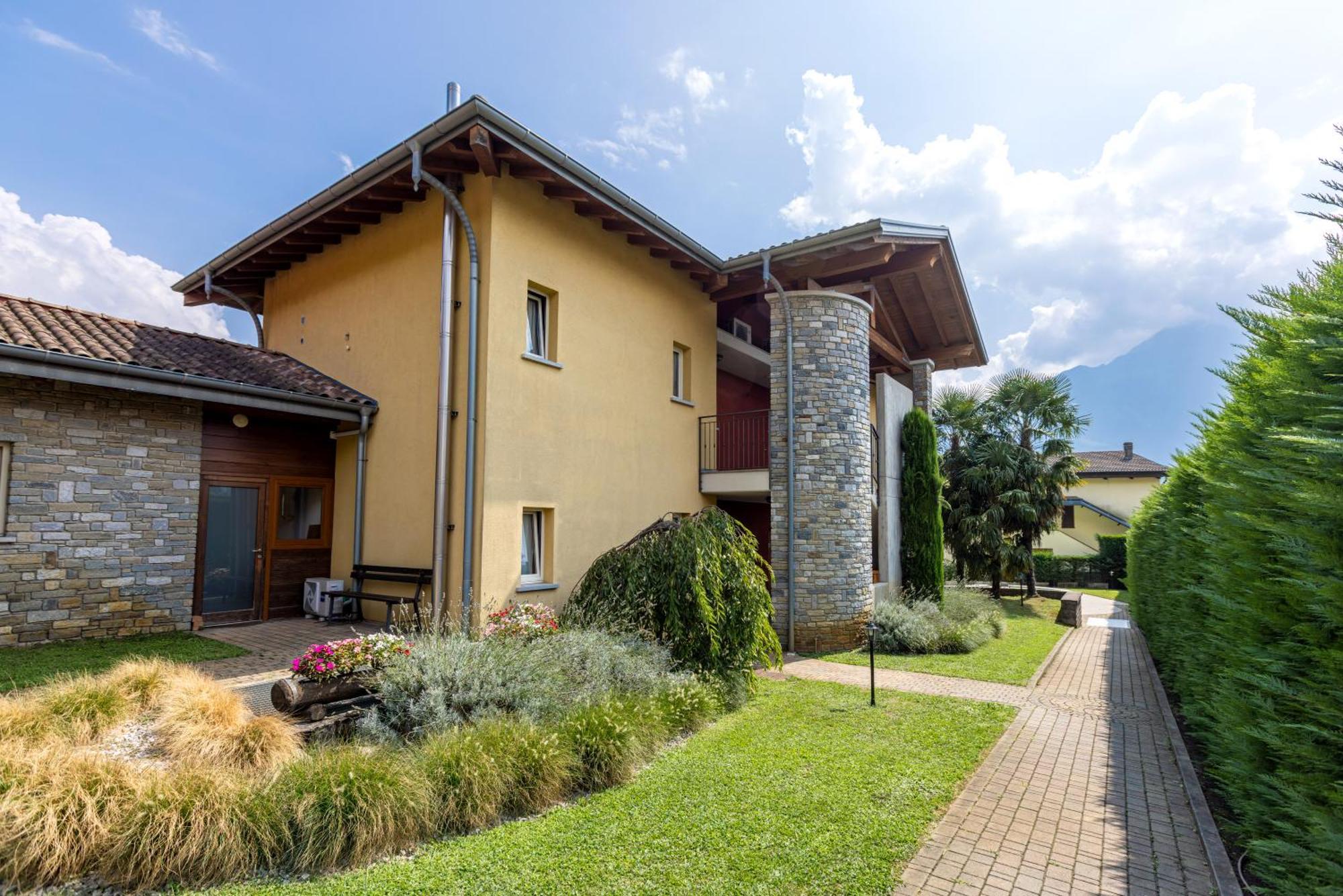 Spluga "Relax & Apartaments" By Alfio Colombo Sorico Exterior photo