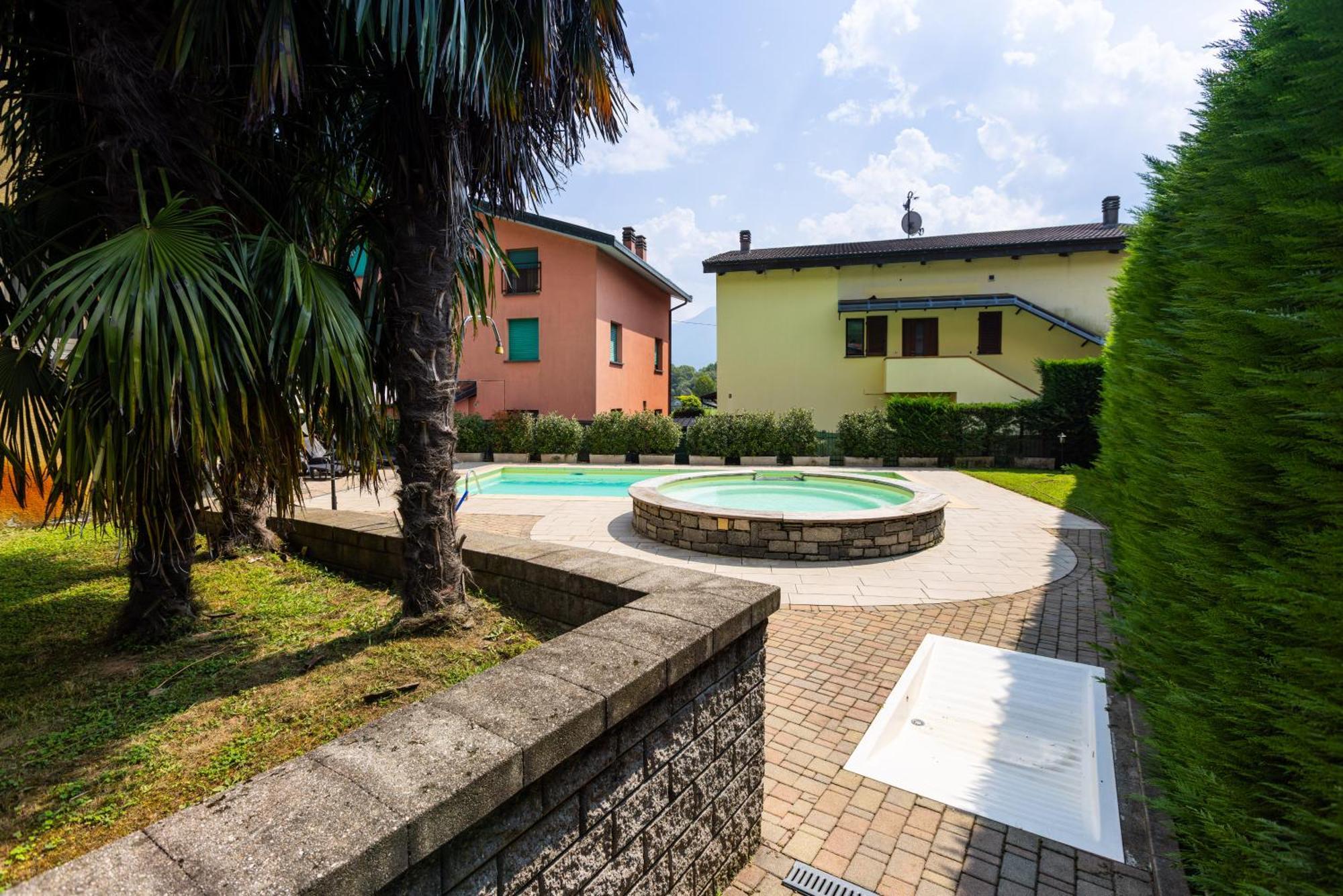 Spluga "Relax & Apartaments" By Alfio Colombo Sorico Exterior photo